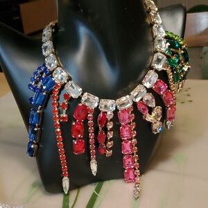 NWT "8" Multicolor Glass Rhinestone Necklace